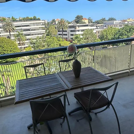 Cannes Apartamento *